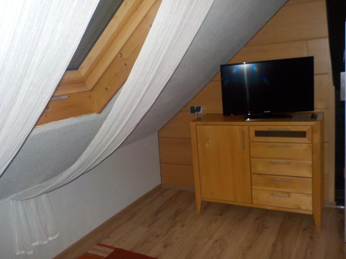 Ferienwohnung Wolf Ensdorf Екстер'єр фото